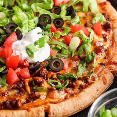 Craft Your Own Pizza Experience
